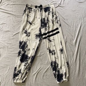 Baggy sweats from SHEIN